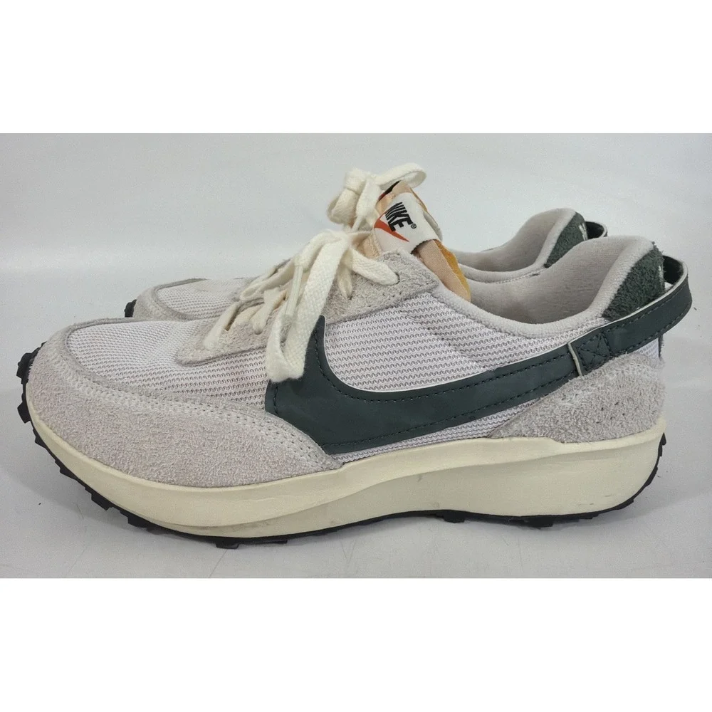 Womens Nike Waffle Debut 7.5 White Vintage Green DX2931-101